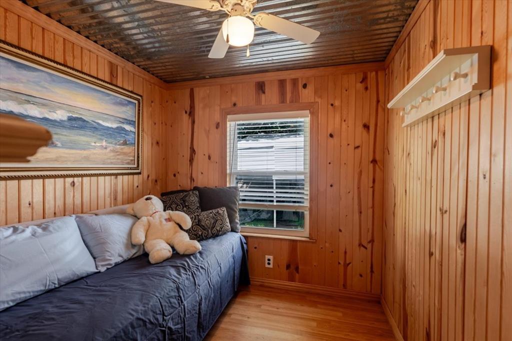 2334 San Bar Road, Unit 71 Graford, TX 76449 - Photo 13 of 40 Split bedrooms.
