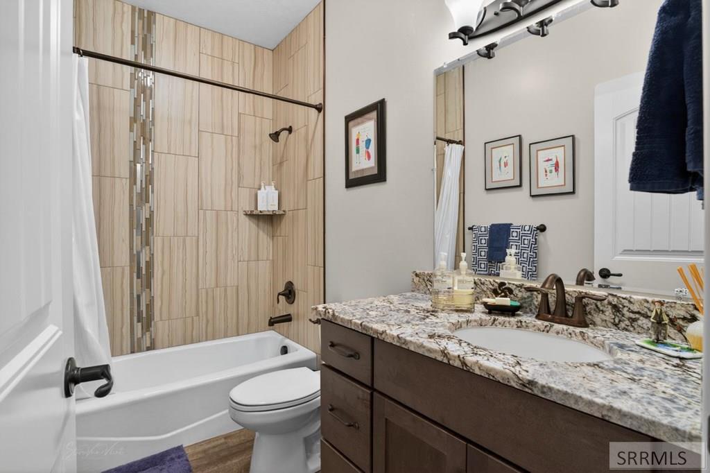 805 Lucille Avenue Pocatello, ID 83201 - Photo 11 of 46