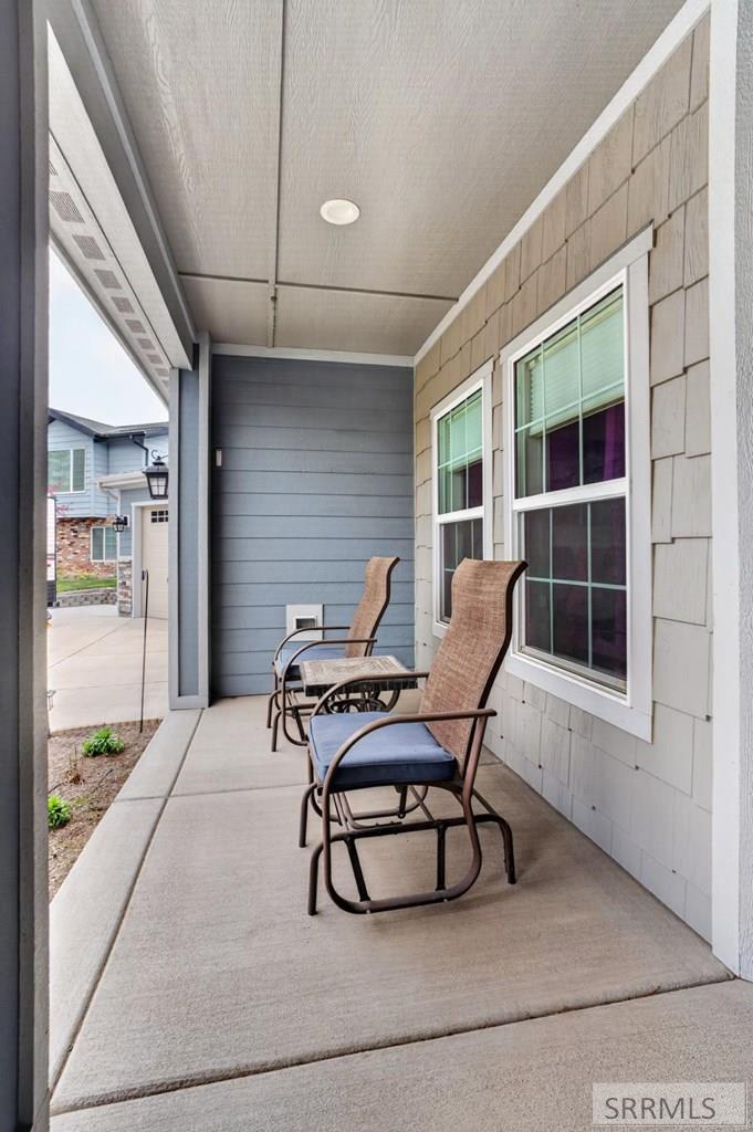 805 Lucille Avenue Pocatello, ID 83201 - Photo 4 of 46
