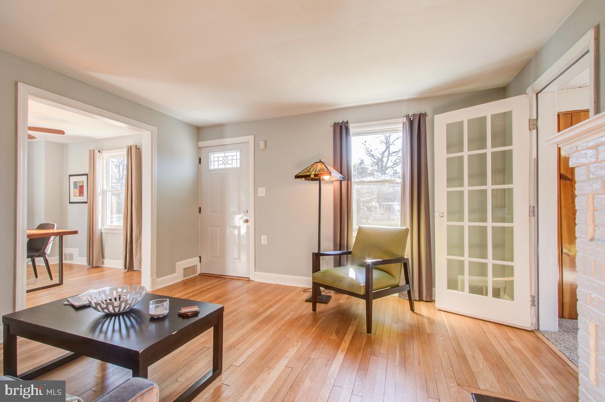 6134 Montrose Road Cheverly, MD 20785 - Photo 5 of 32 Gallery Image 5