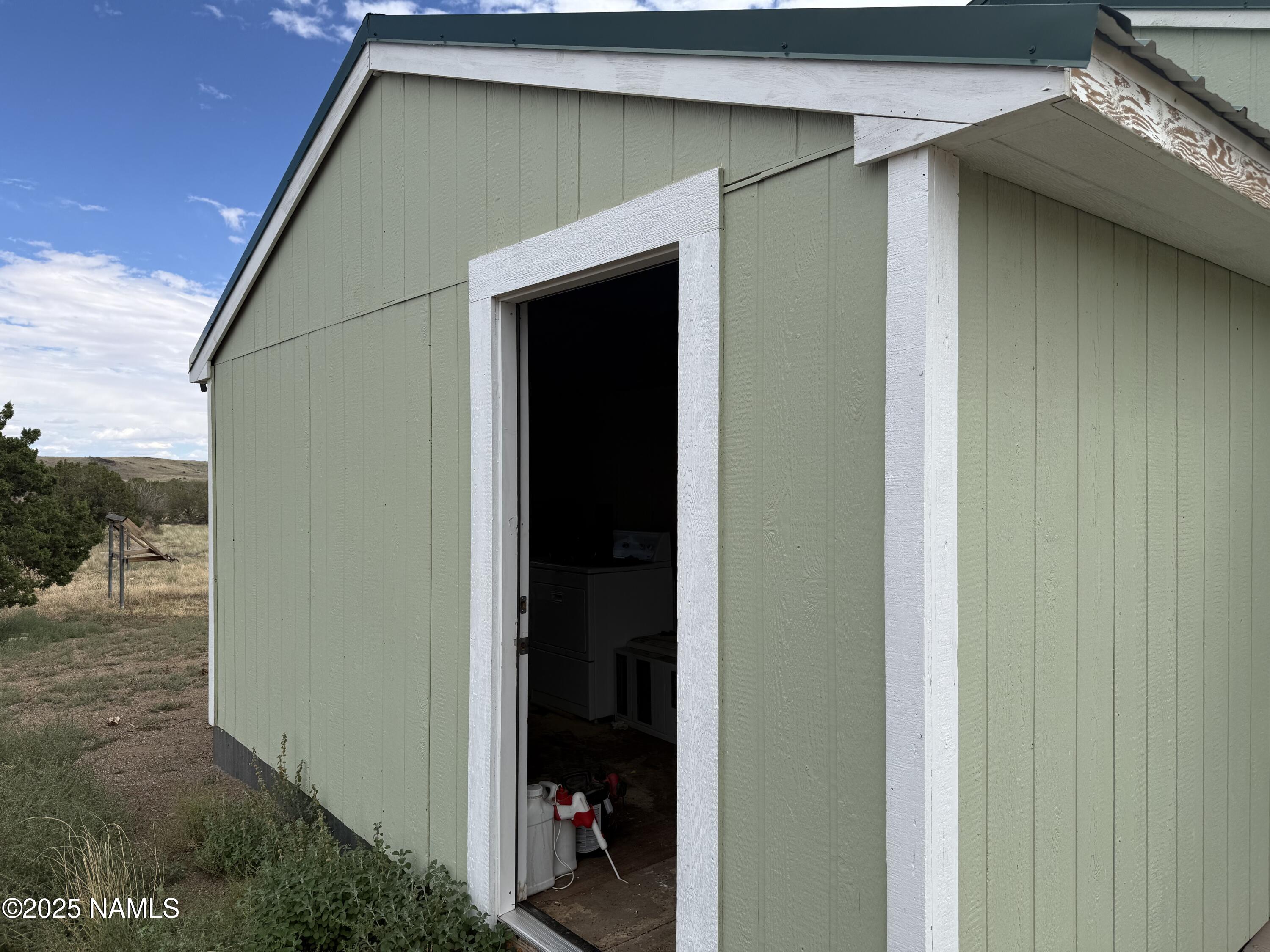 69 Leupp Road Flagstaff, AZ 86004 - Photo 24 of 32 IMG_5752