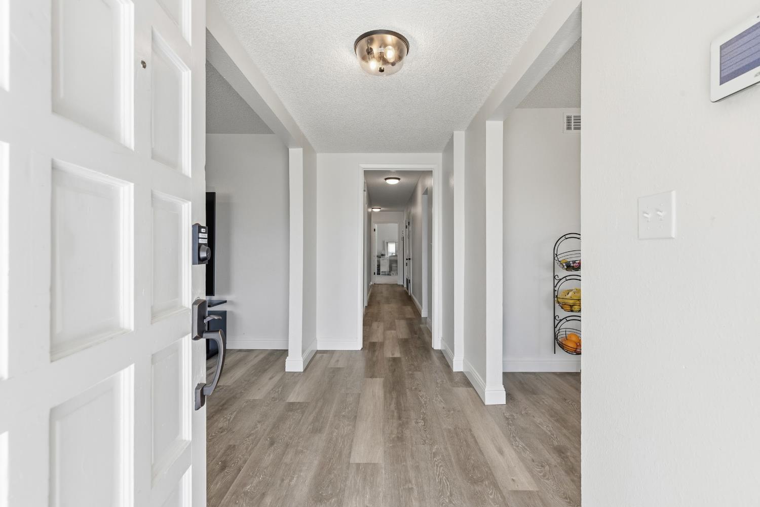 1975 East Alexander Avenue Merced, CA 95340 - Photo 4 of 32