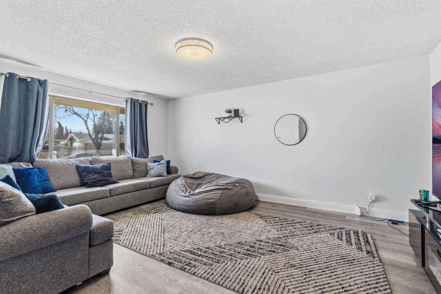 1975 East Alexander Avenue Merced, CA 95340 - Photo 5 of 32