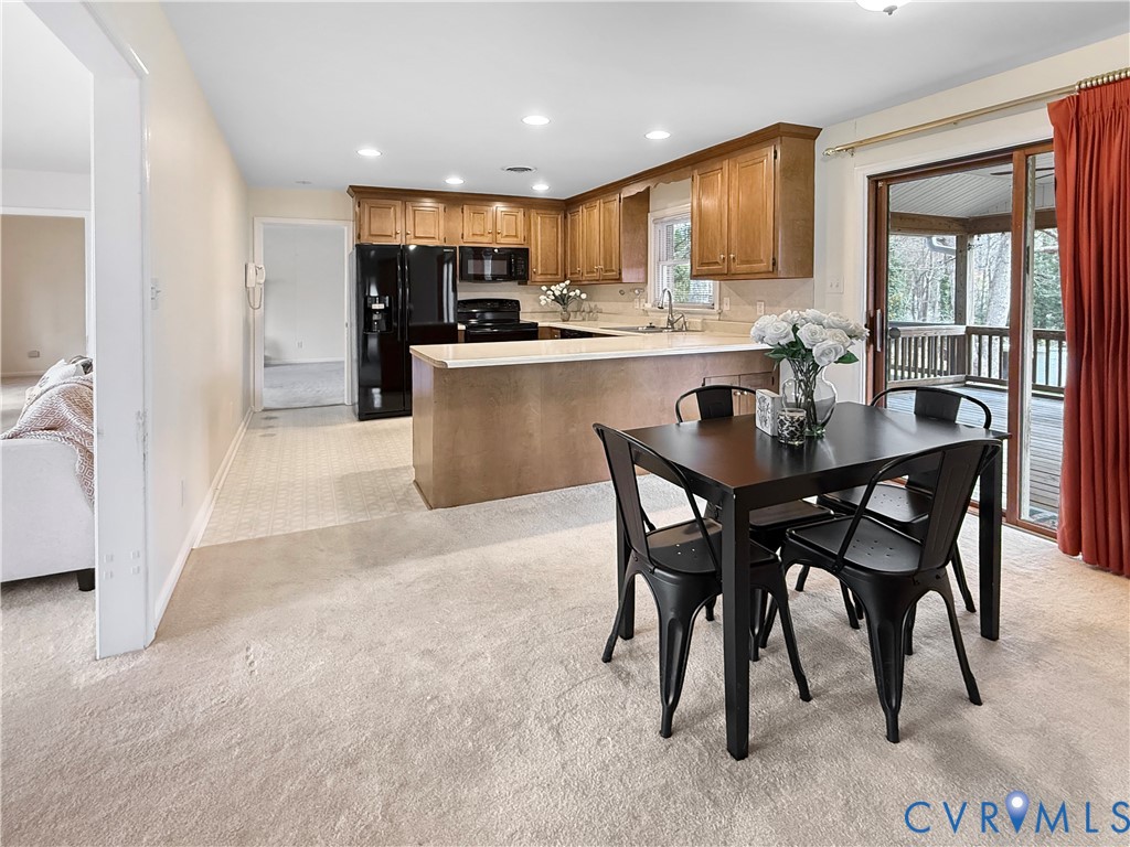 5513 Qualla Road Chesterfield, VA 23832 - Photo 4 of 20 Light-filled Dining Area leads to enormous screene
