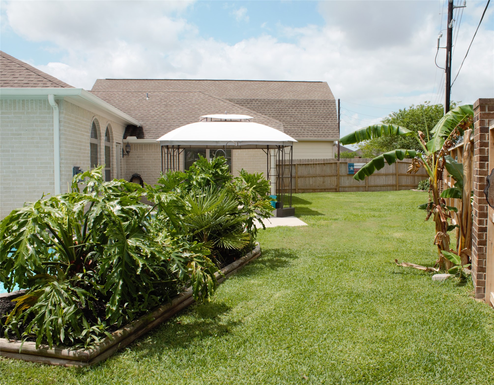 6438 Grapevine Bend Manvel, TX 77578 - Photo 27 of 36 Plenty of yard space for kids playground and family activities