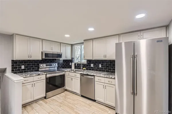 $3,195 | 4733 South Willow Street, Denver, CO 80237