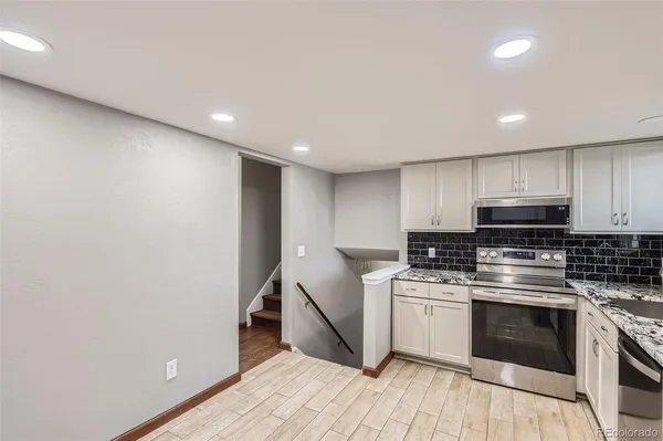 $3,195 | 4733 South Willow Street, Denver, CO 80237