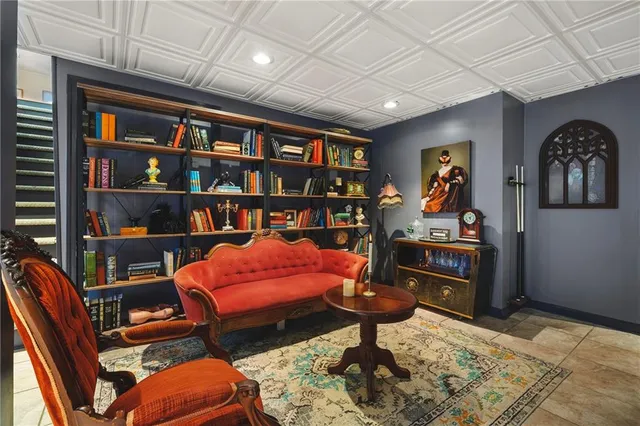 $5,200 | 4116 Wieuca Road Northeast, Atlanta, GA 30342