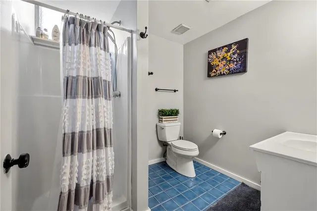 $5,200 | 4116 Wieuca Road Northeast, Atlanta, GA 30342