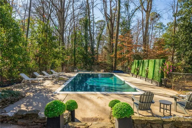 $5,200 | 4116 Wieuca Road Northeast, Atlanta, GA 30342