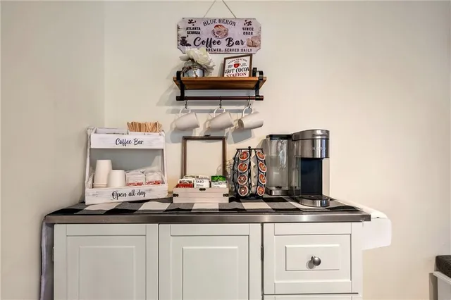 $5,200 | 4116 Wieuca Road Northeast, Atlanta, GA 30342