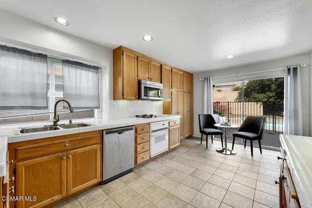 $4,100 | 2676 Santa Ynez Avenue, Simi Valley, CA 93063