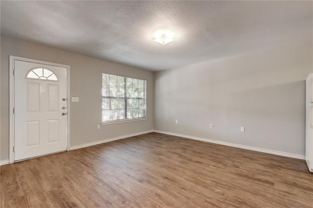 200 Hall Street, Unit B Elgin, TX 78621 - Photo 2 of 8