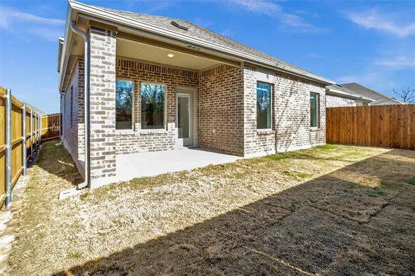$2,200 | 1307 Rusted Rail Drive, Princeton, TX 75407