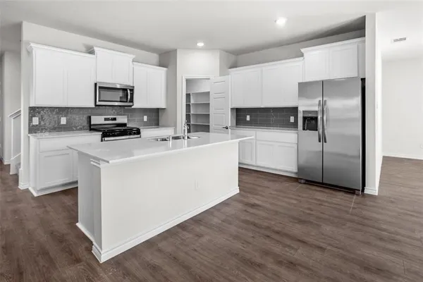 $2,200 | 1307 Rusted Rail Drive, Princeton, TX 75407