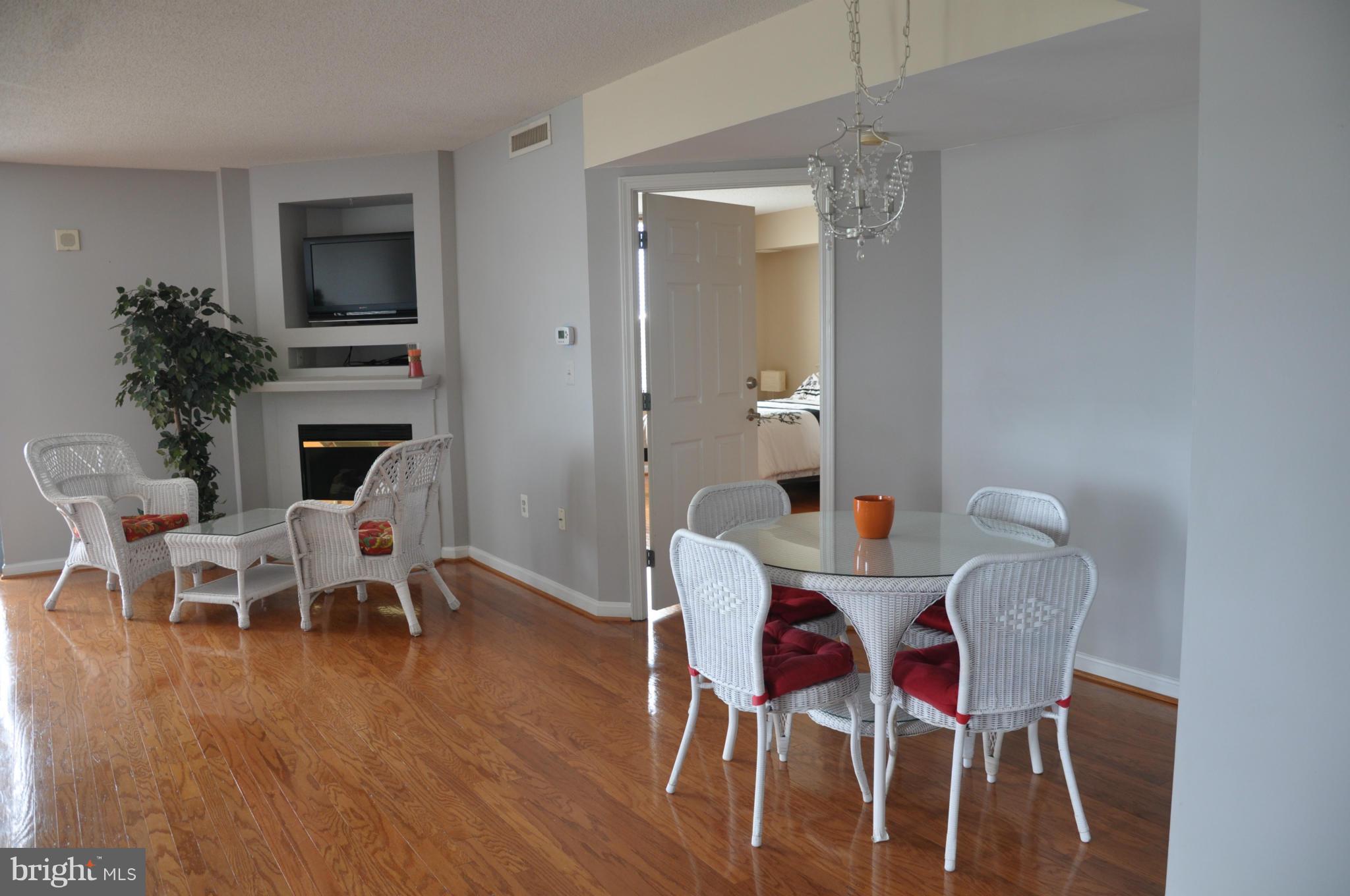 11710 Old Georgetown Road, Unit 902 North Bethesda, MD 20852 - Photo 9 of 17 Dining Room