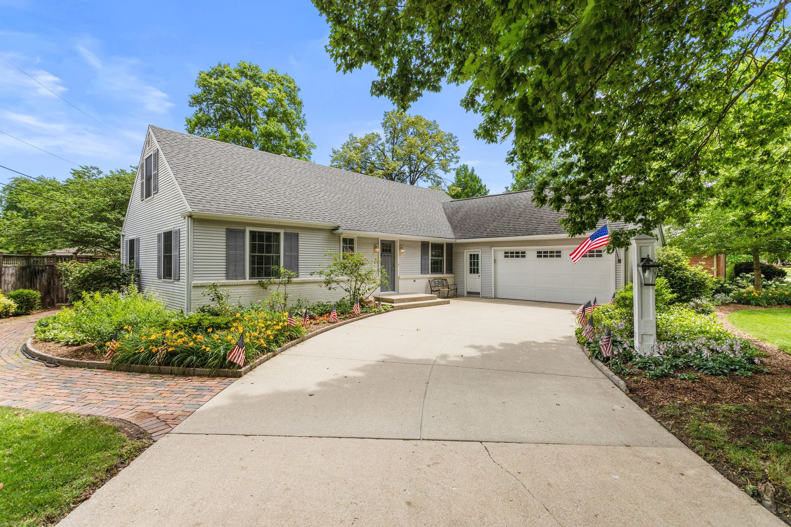 1712 Lincoln Road Champaign, IL 61821 - Photo 2 of 46