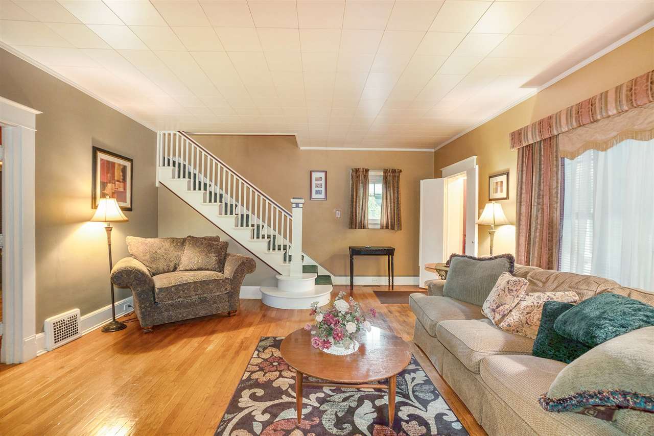 511 North Hampton Street Bay City, MI 48708 - Photo 5 of 25 Gallery Image 5
