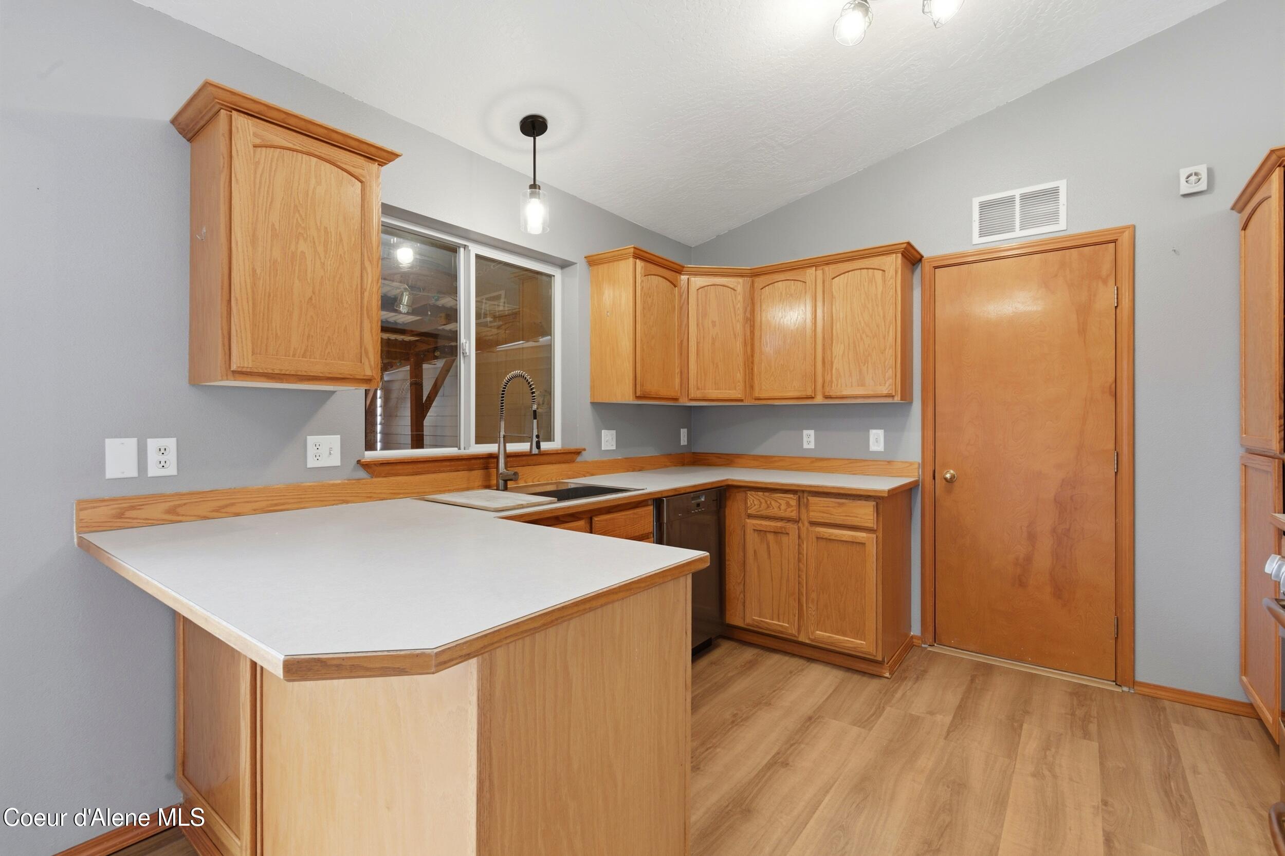 1255 East Stetson Avenue Post Falls, ID 83854 - Photo 14 of 37 25_img_2303