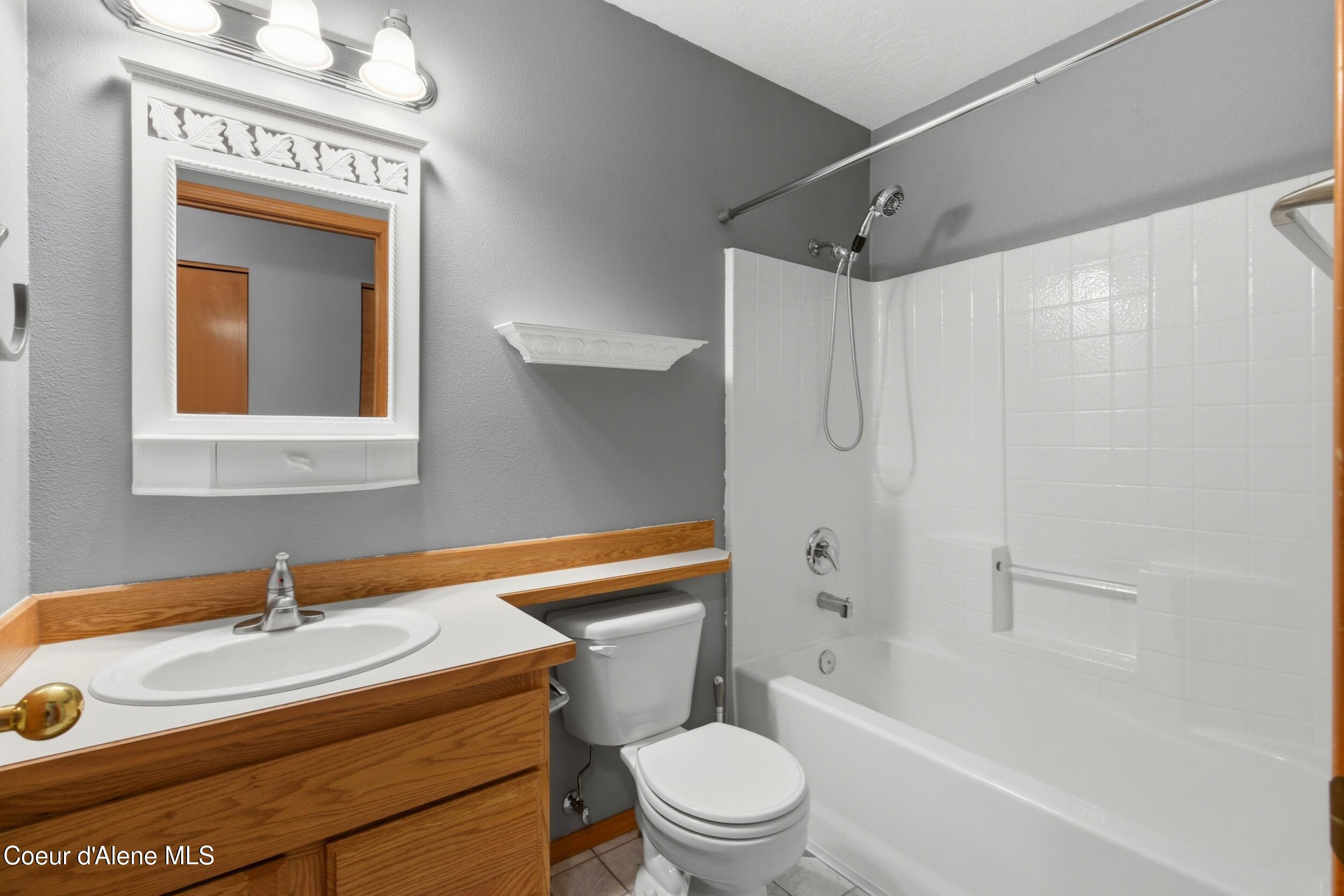 1255 East Stetson Avenue Post Falls, ID 83854 - Photo 20 of 37 16_img_2267