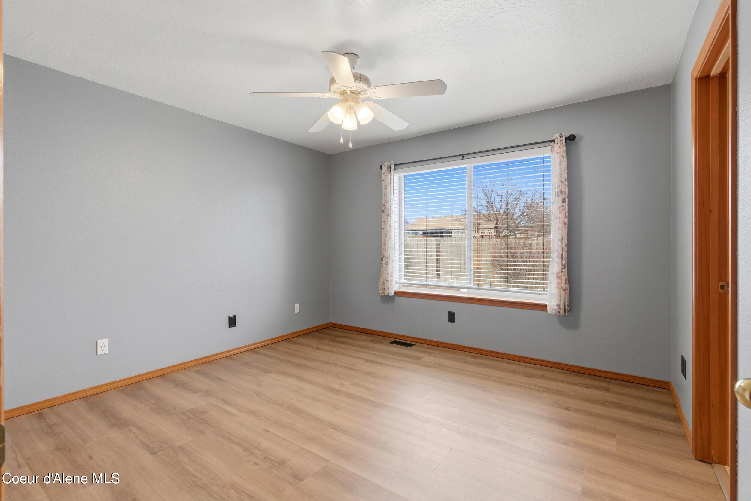 1255 East Stetson Avenue Post Falls, ID 83854 - Photo 21 of 37 17_img_2273