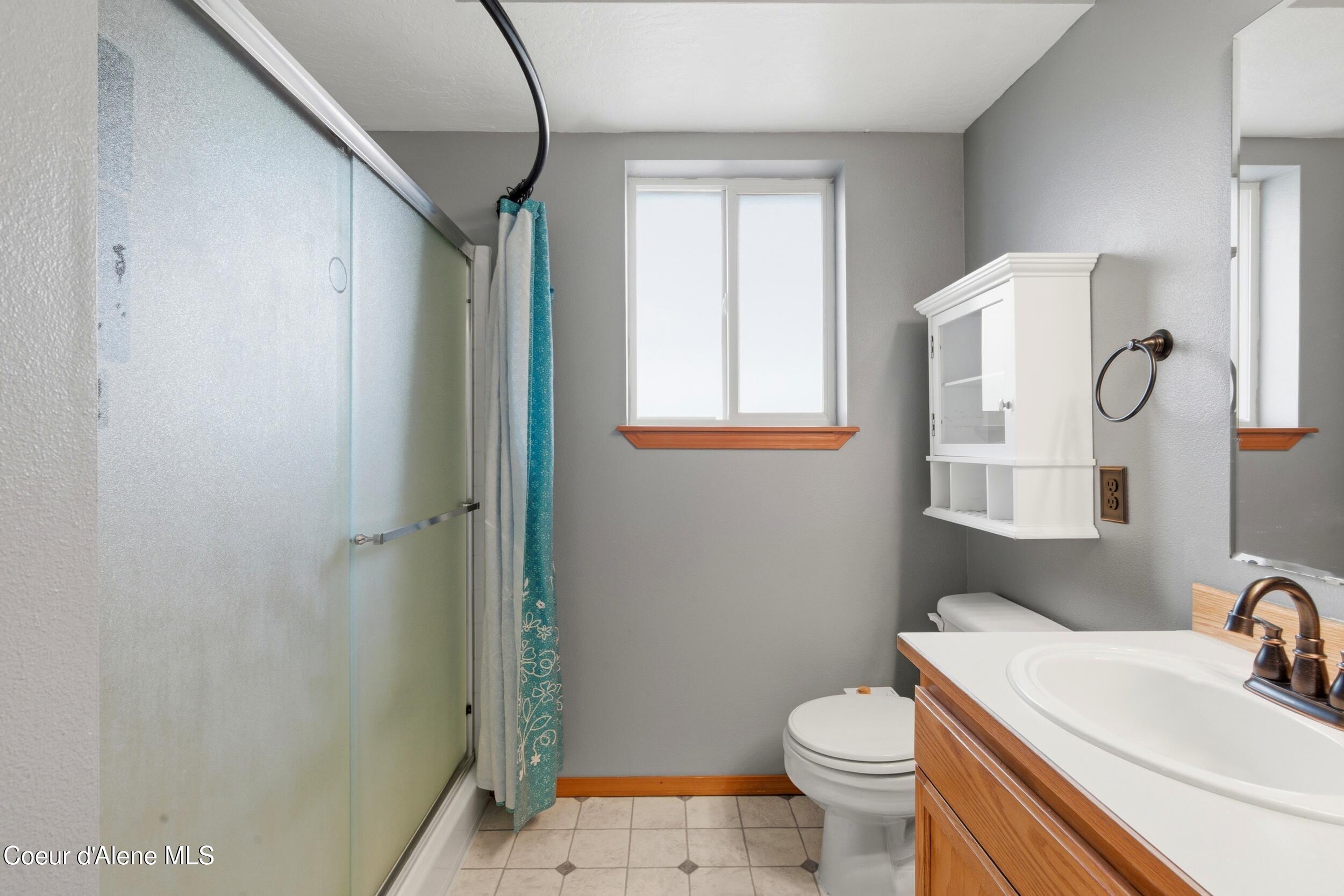 1255 East Stetson Avenue Post Falls, ID 83854 - Photo 25 of 37 22_img_2288