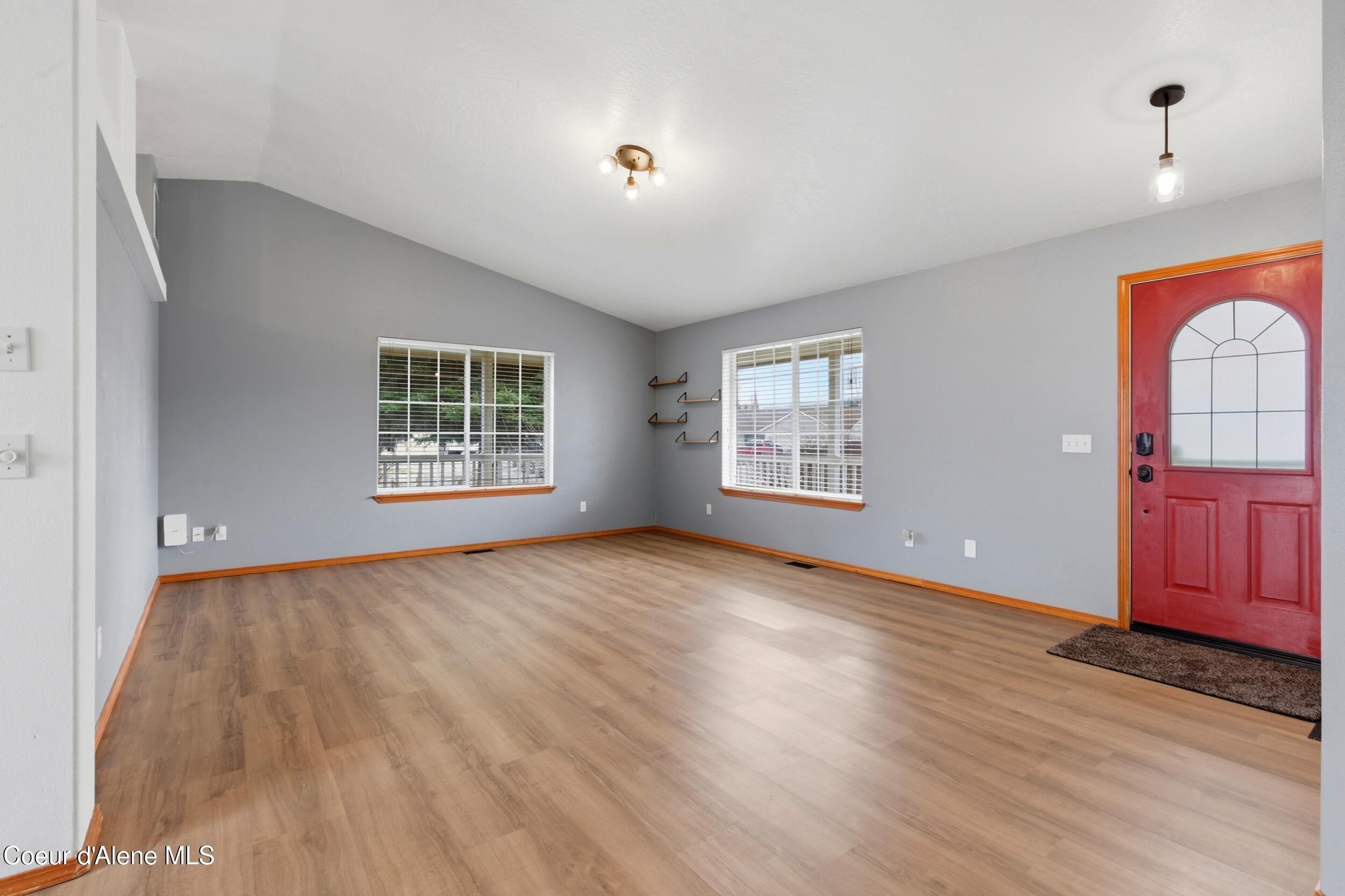 1255 East Stetson Avenue Post Falls, ID 83854 - Photo 8 of 37 9_img_2258