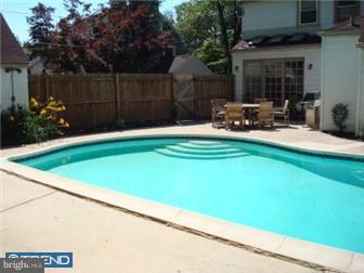 927 Remington Road Wynnewood, PA 19096 - Photo 2 of 12 Exterior Back