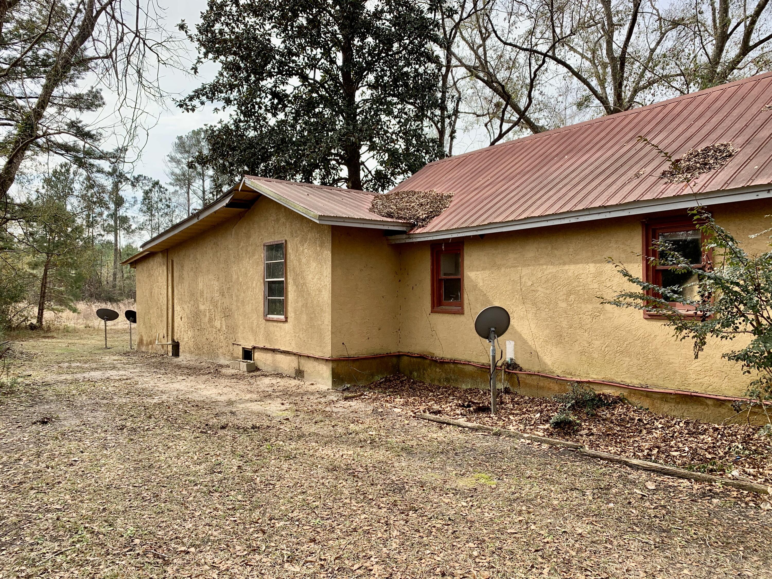 2825 Pioneer Road Vernon, FL 32462 - Photo 14 of 15 IMG_1342