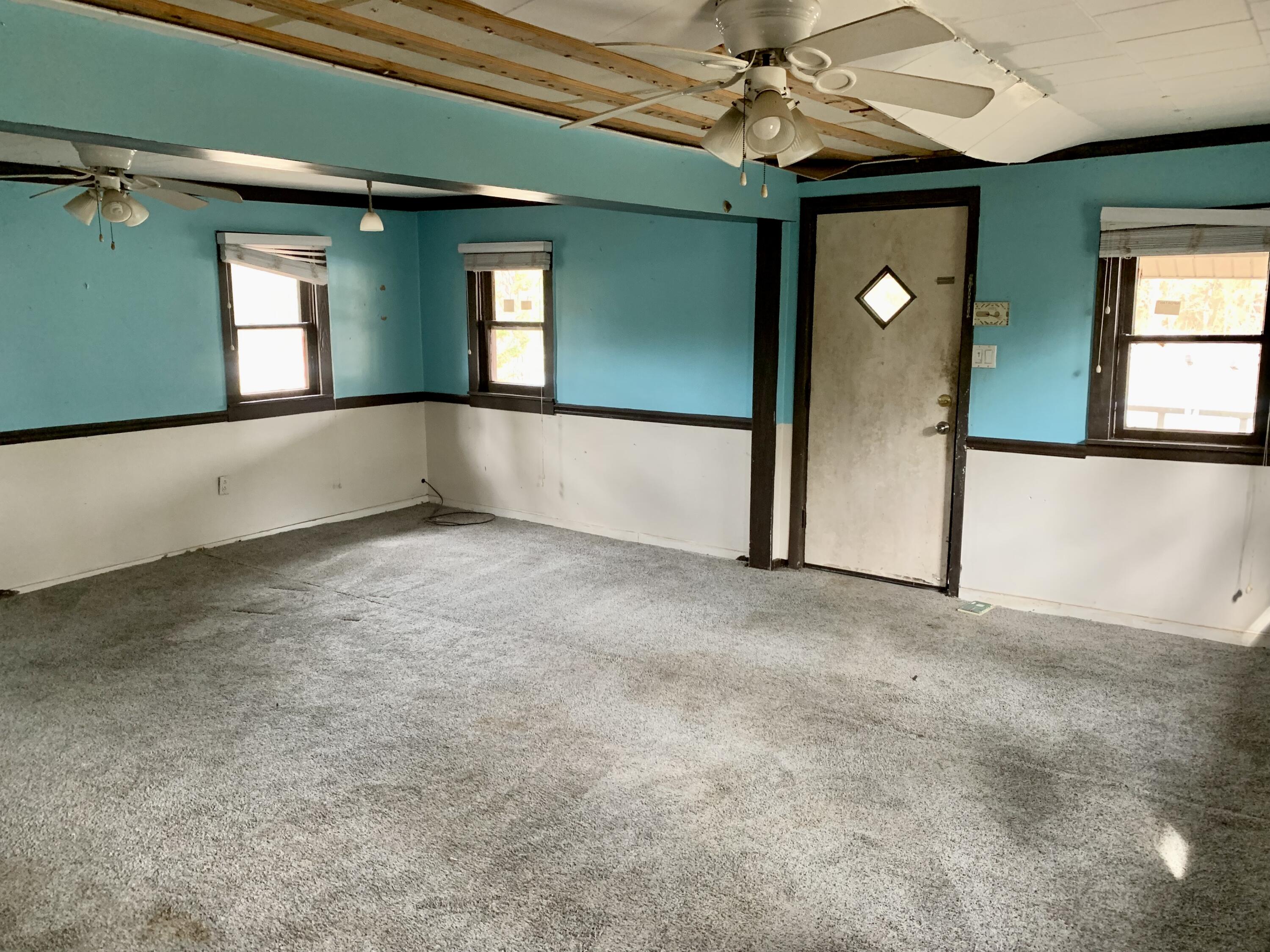 2825 Pioneer Road Vernon, FL 32462 - Photo 5 of 15 IMG_1335