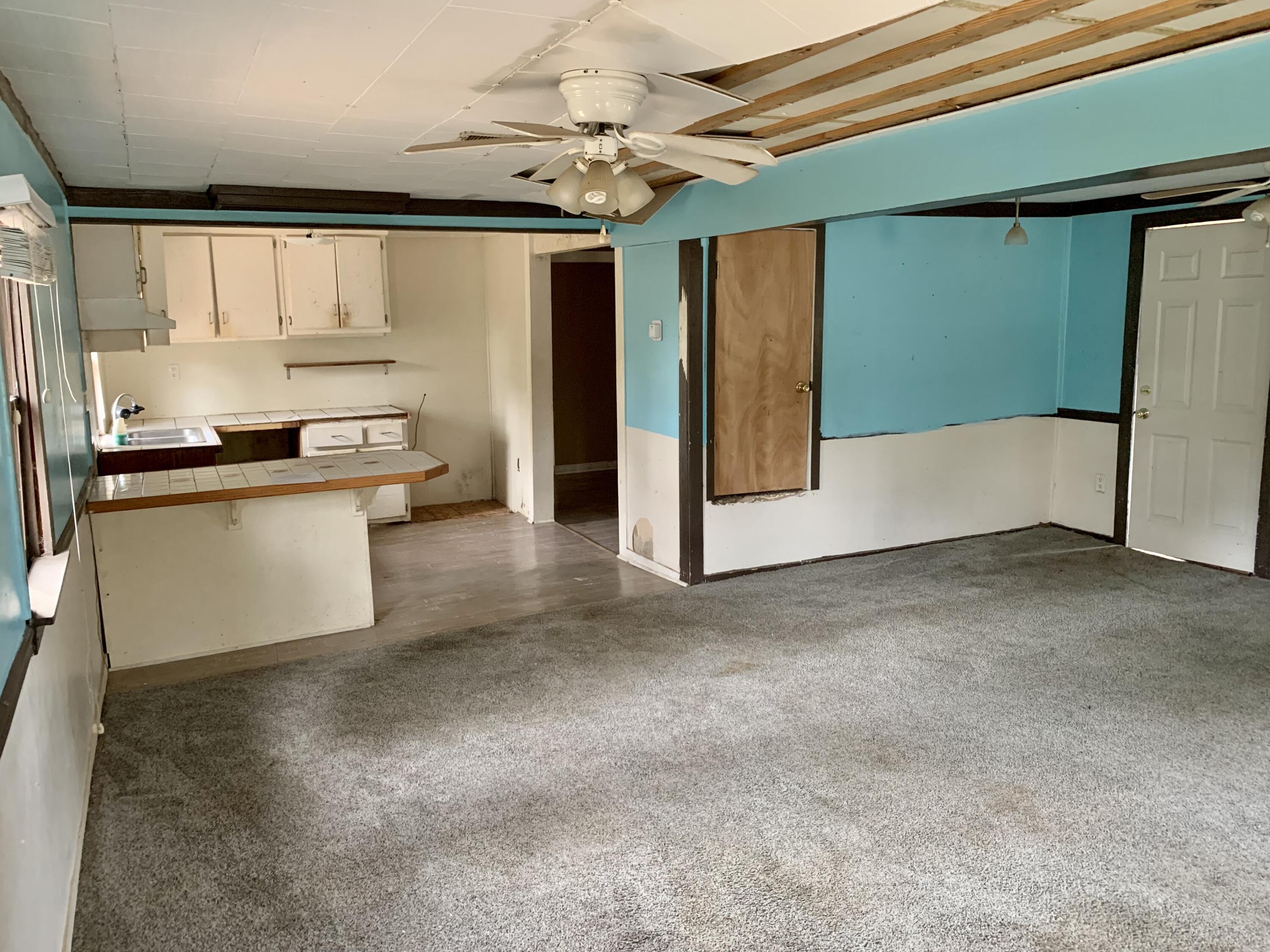 2825 Pioneer Road Vernon, FL 32462 - Photo 6 of 15 IMG_1337