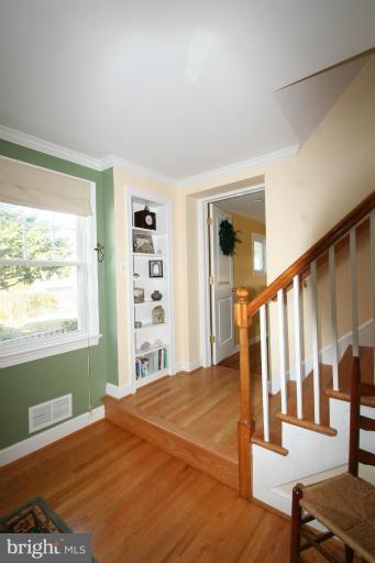 9119 Eton Road Silver Spring, MD 20901 - Photo 12 of 21 Interior (General)