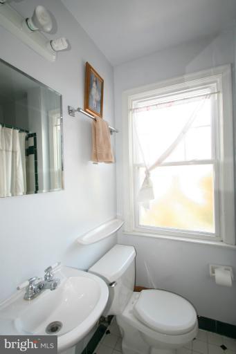 9119 Eton Road Silver Spring, MD 20901 - Photo 13 of 21 Bath