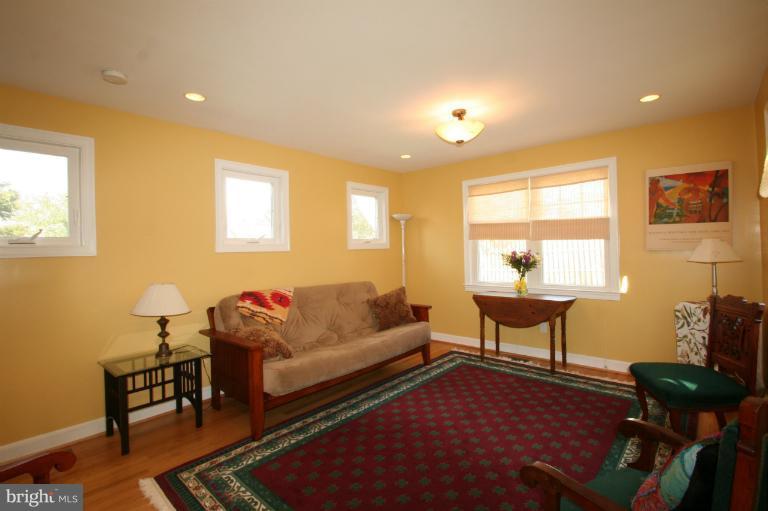9119 Eton Road Silver Spring, MD 20901 - Photo 20 of 21 Bedroom (Master)