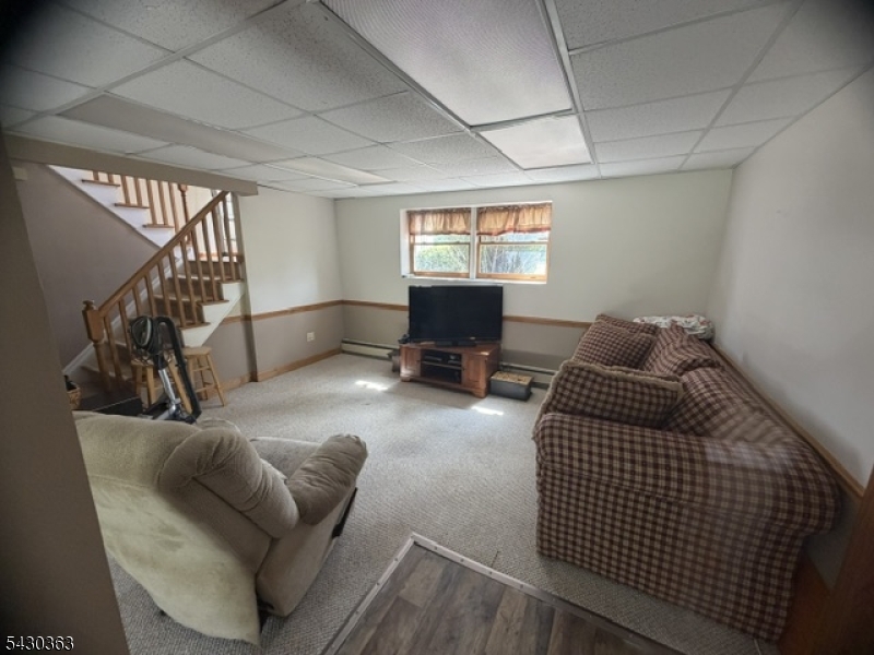 13 Farm Meadows Road Blairstown, NJ 07832 - Photo 9 of 31