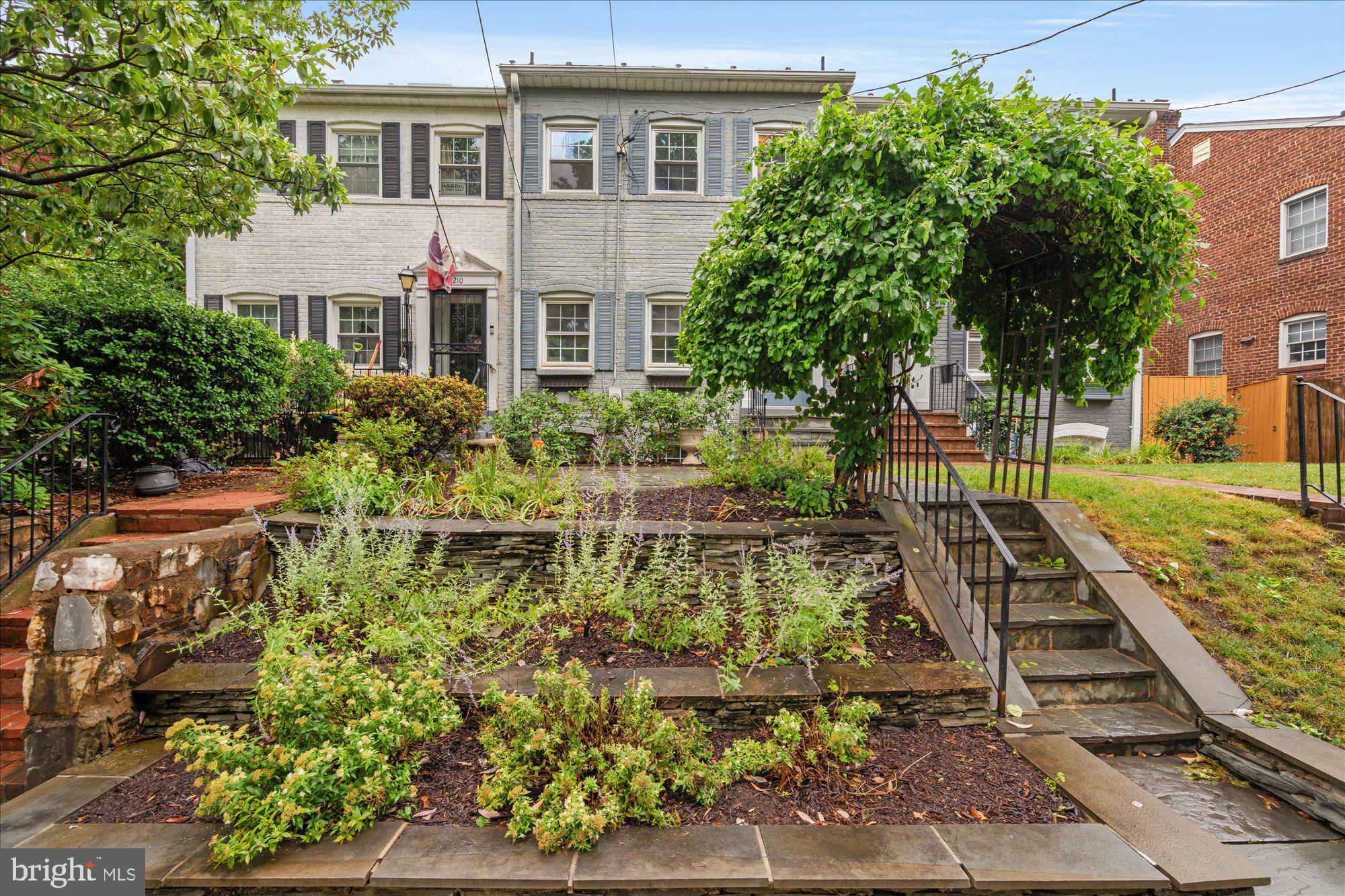 1212 Portner Road Alexandria, VA 22314 - Photo 29 of 38 Gallery Image 29