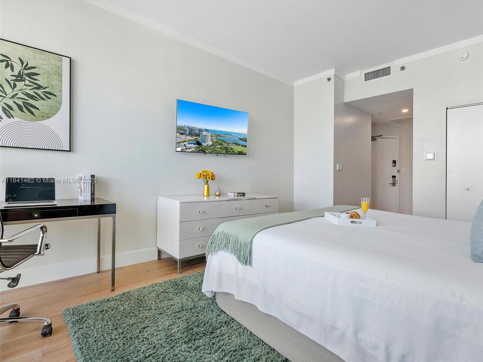 2889 McFarlane Road, Unit 2105 Miami, FL 33133 - Photo 24 of 52 Gallery Image 24