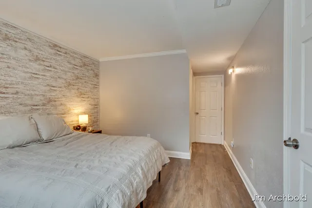 $185,000 | 3368 Devonwood Hills Northeast, Unit B, Grand Rapids, MI 49525