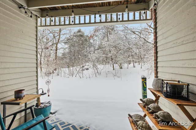 $185,000 | 3368 Devonwood Hills Northeast, Unit B, Grand Rapids, MI 49525