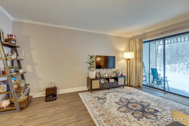 $185,000 | 3368 Devonwood Hills Northeast, Unit B, Grand Rapids, MI 49525