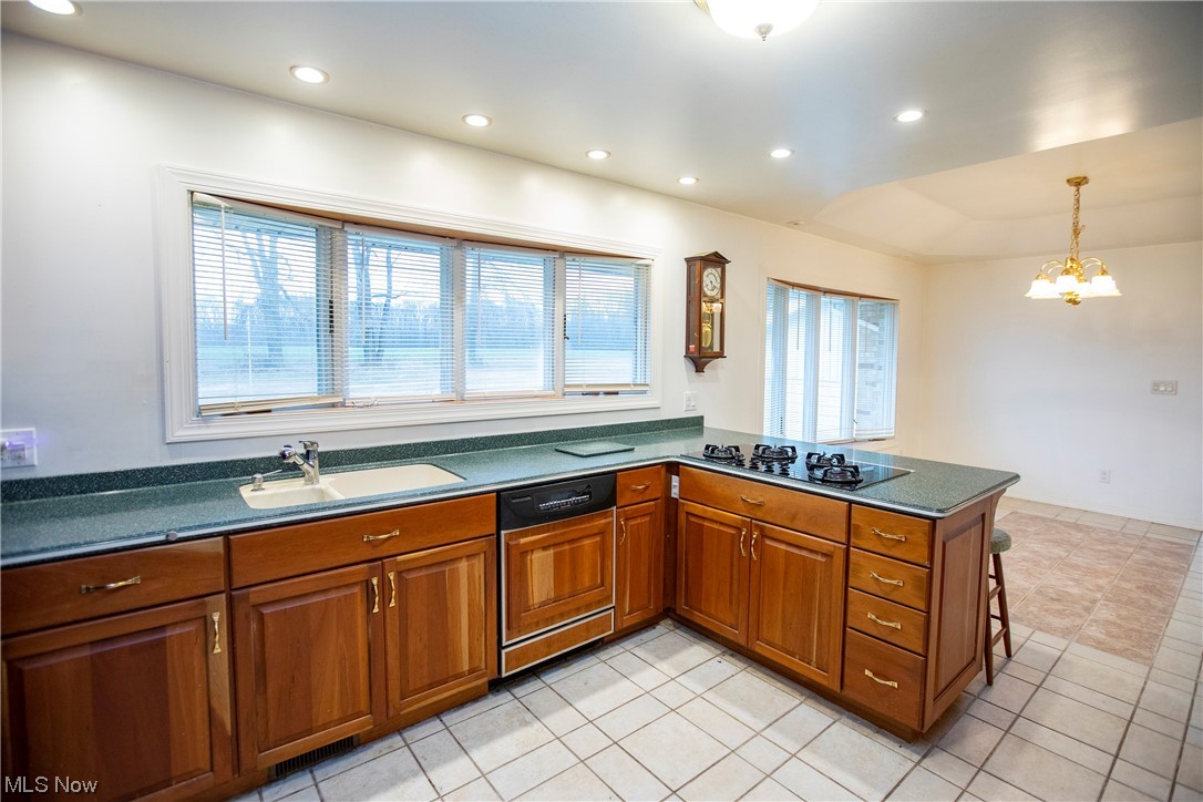 6425 West Ridge Road Lorain, OH 44053 - Photo 13 of 35 Gallery Image 13
