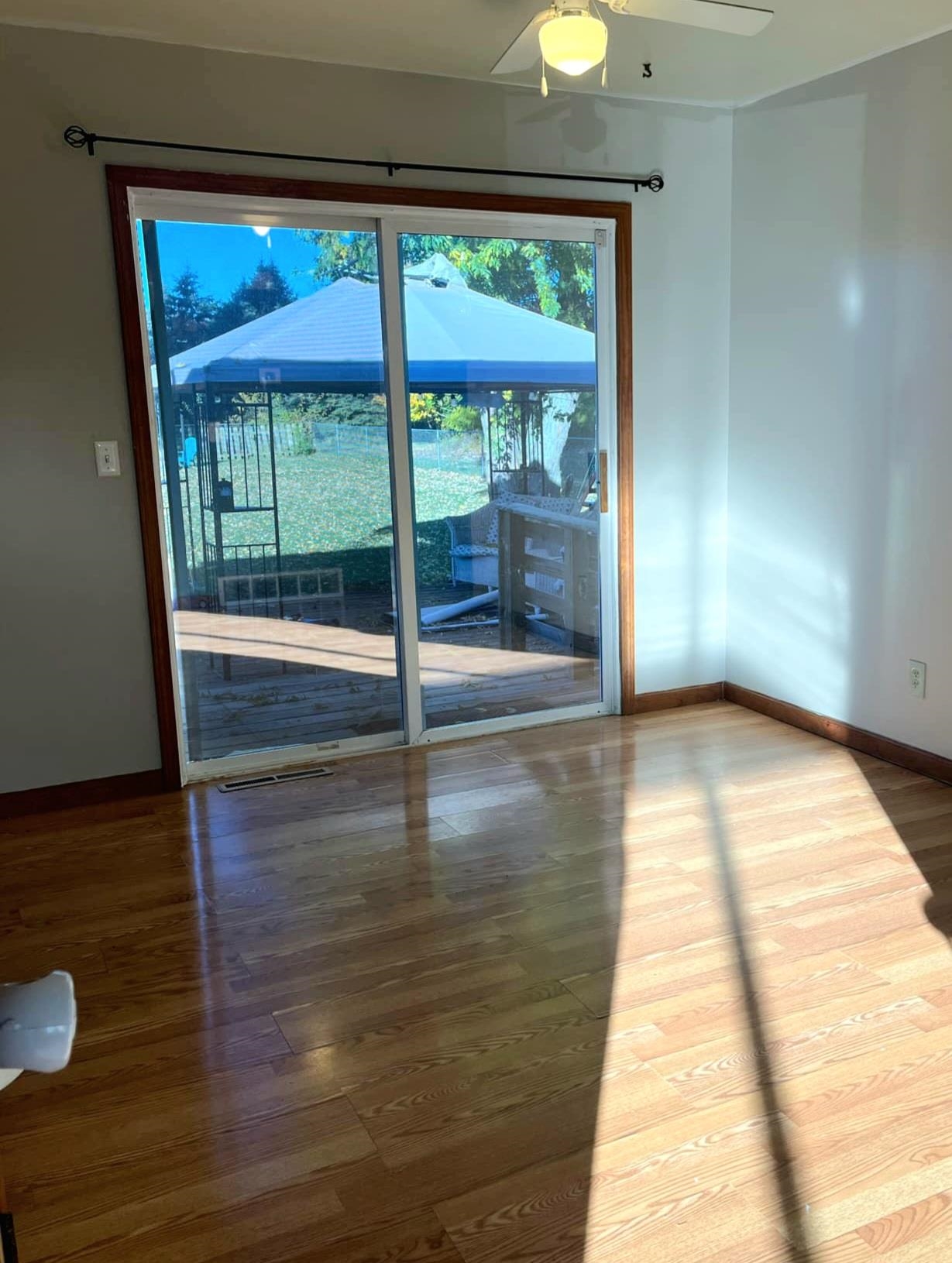 127 Elms Road Flushing, MI 48433 - Photo 10 of 27 50158483-7a55d0b8-662a-415e-866f-ad0e07b54218.JPG