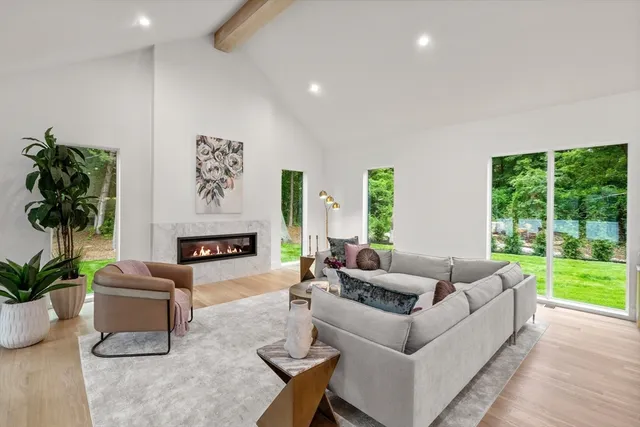 $3,998,000 | 365 Charles River Street, Unit 365, Needham, MA 02492