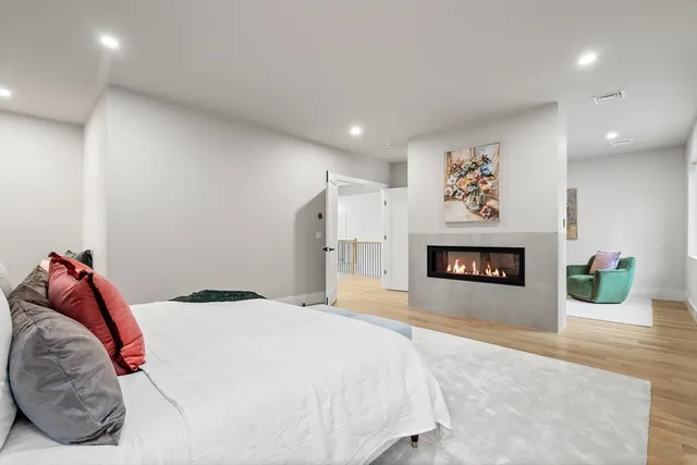 $3,998,000 | 365 Charles River Street, Unit 365, Needham, MA 02492