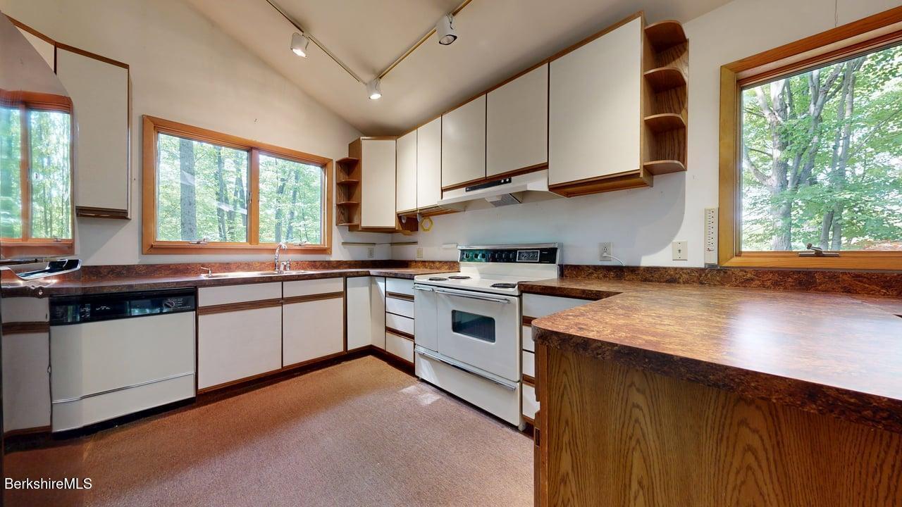 38 Hubbard Street Lenox, MA 01240 - Photo 5 of 24 Kitchen