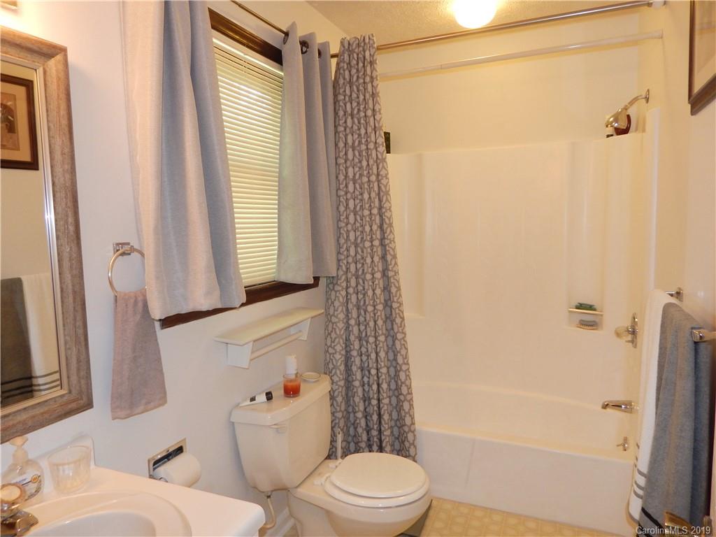 2721 Shandon Road Rock Hill, SC 29730 - Photo 16 of 24 Gallery Image 16