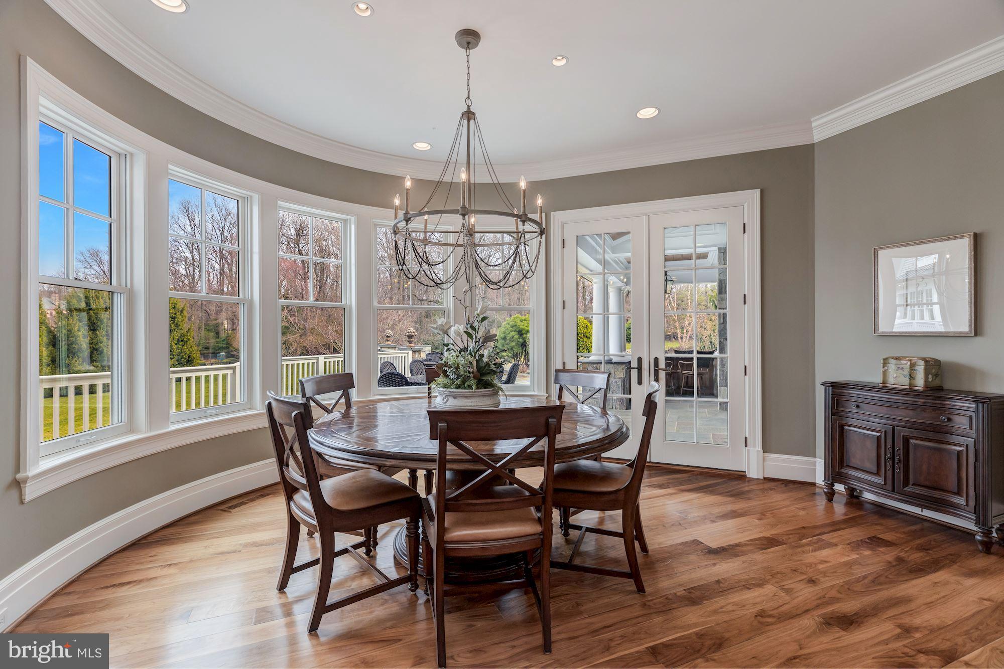 733 Springvale Road Great Falls, VA 22066 - Photo 14 of 74 wall-to-wall full-height windows