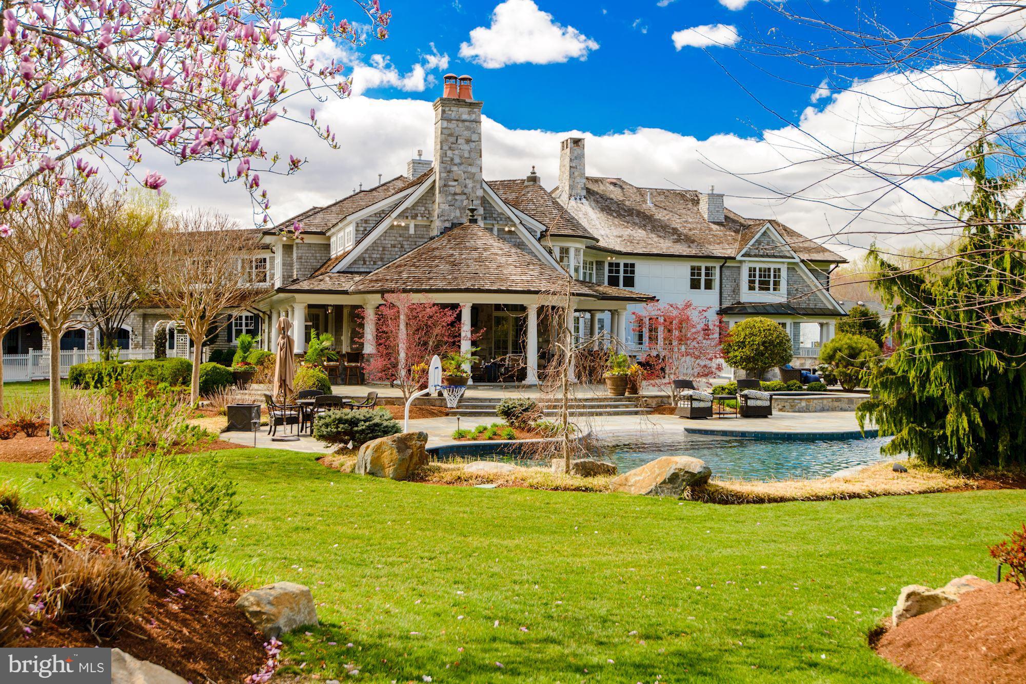 733 Springvale Road Great Falls, VA 22066 - Photo 19 of 74 Expansive lawn, designer pool