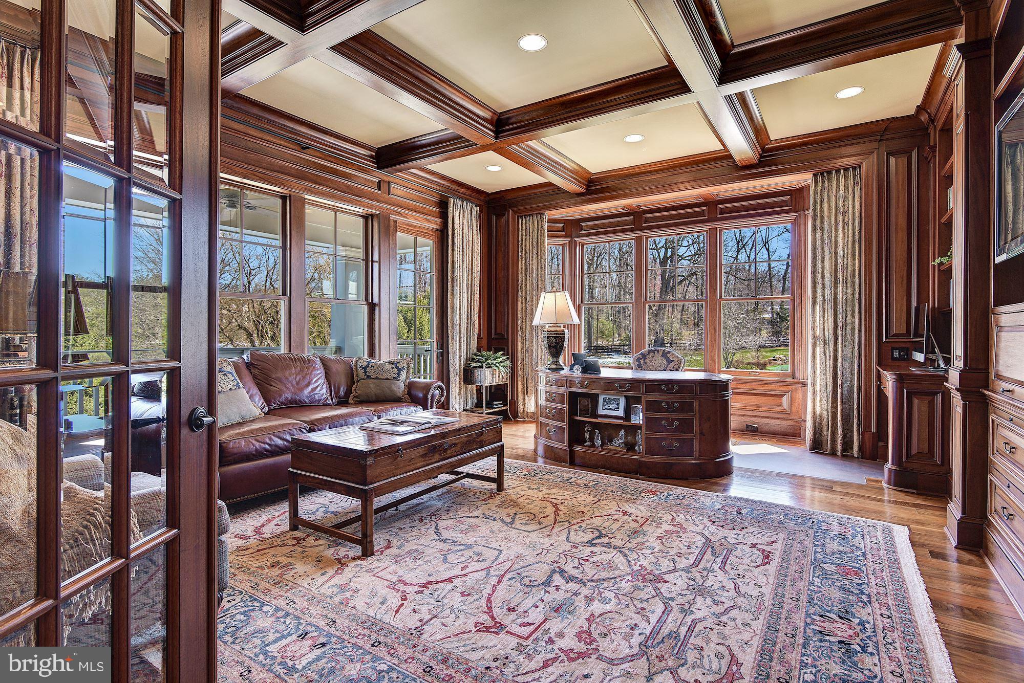 733 Springvale Road Great Falls, VA 22066 - Photo 22 of 74 Floor-ceiling Mahogany furniture-grade built-ins