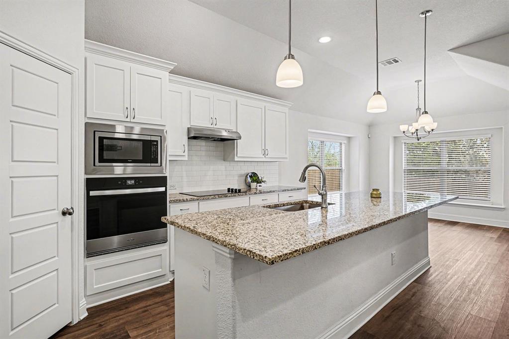 417 Elyse Road Keene, TX 76059 - Photo 4 of 19